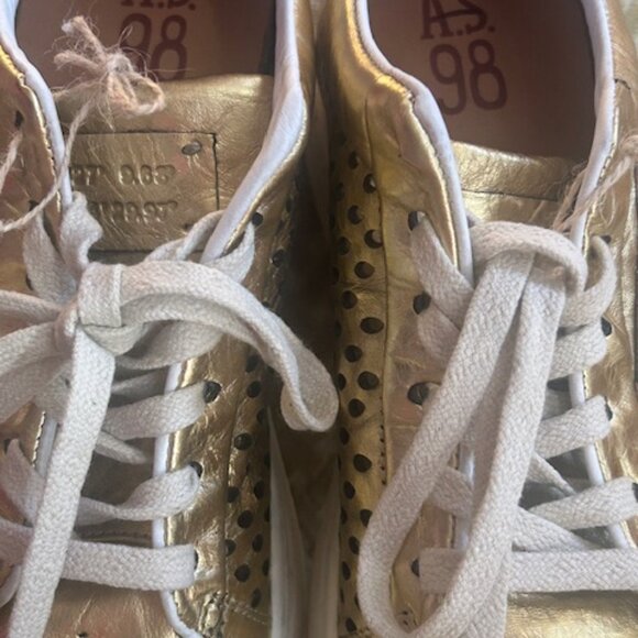 Free People AS98 Lucky Strike Metallic Gold Cushioned Leather Sneakers NEW 8.5 - Picture 14 of 16